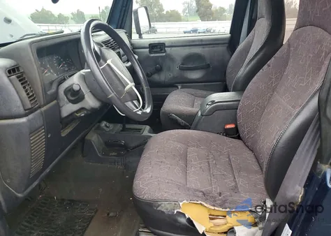 2002 Jeep Wrangler / Tj Sport z USA, uszkodzony, nr VIN 1J4FA49S42P703429